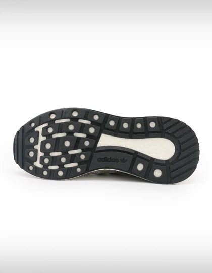 کتانی ورزشی زنانه آدیداس Adidas Adidas 500 W