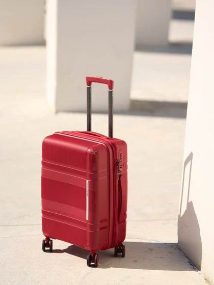 چمدان رزمری مدل Rose Merry RL-477-3S سایز متوسط قرمز
