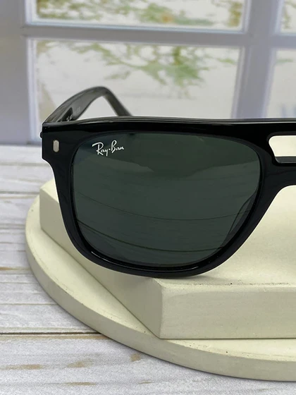 عینک آفتابی Ray-Ban مدل RB 2213CH فریم کائوچو استات، عدسی کریستال، UV400
