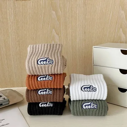جوراب زنانه نخی ساق‌دار طرح COOKIE
