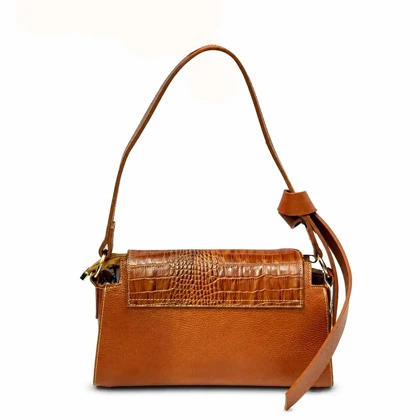 کیف چرم طبیعی زنانه مدل کرواتی