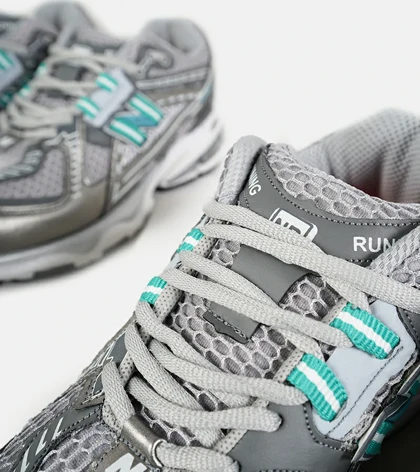 کفش کتانی طوسی خاکستری New Balance 1906R
