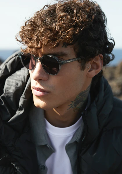 عینک آفتابی دی فرانکلین مدل D.franklin Ultra Light S Round Crystal Grey / Black