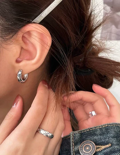 پیرسینگ ستاره‌ی حلقه‌ای