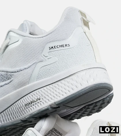 کفش کتانی طبی ورزشی سفید SKECHERS Go Run