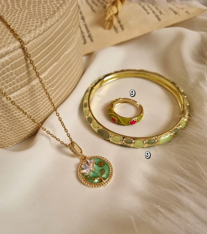 بنگل و انگشتر میناکاری M2