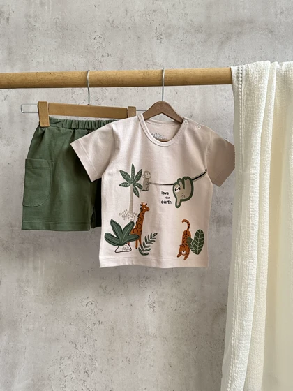 ست تیشرت شلوارک طرح تنبل درختی