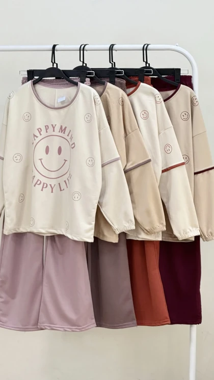 ست بلوز و شلوار استیکر