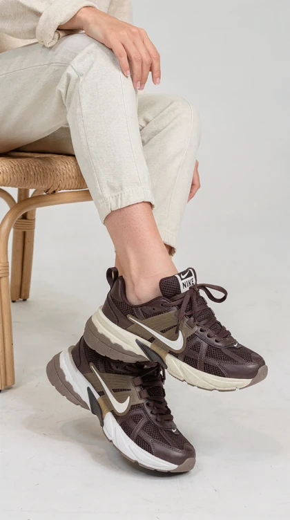 1144 کتانی زنانه نایک وی تو کی nike V2K Run Womans