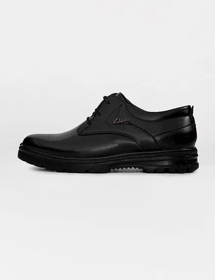 کفش مردانه Clarks