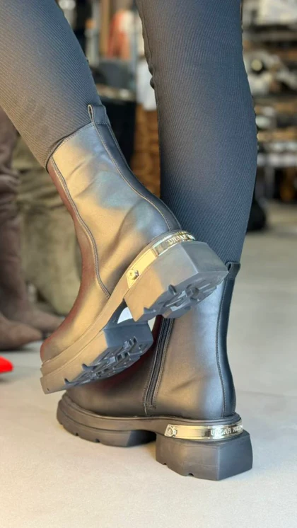 124 - بوت پشت یراق زیپی 124