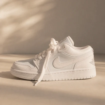 کتانی نایک مدل Air Jordan_سفید رگه دار کد 3030