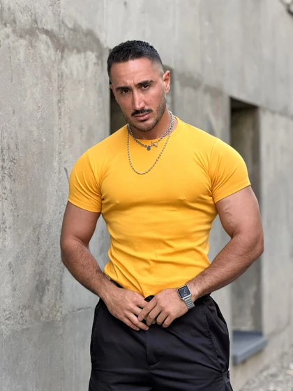 تیشرت ورزشی Fit-shert ساده زرد