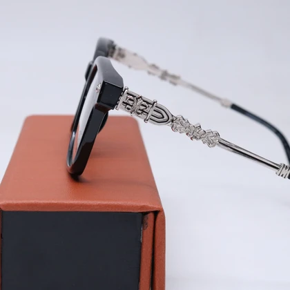 عینک برند CHROME HEARTS کد 181439