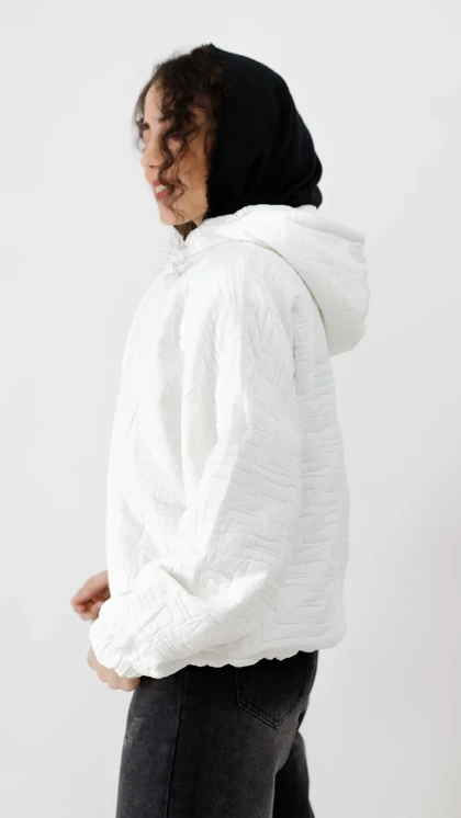 بامبر کلاه دار فریال