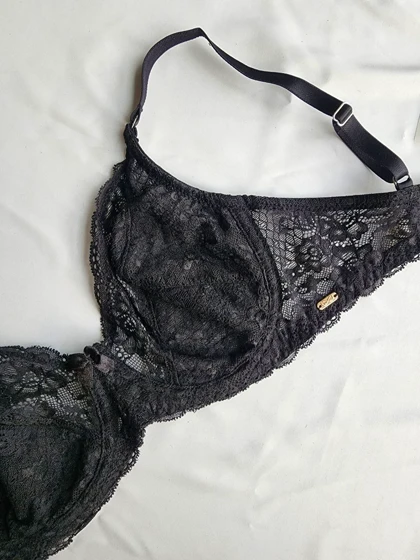 سوتین تک فنردار بدون ابر مینی مایزر SATER SEEN کد: 1060