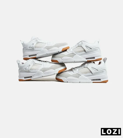 کتانی ساق‌دار بزرگ پا سفید Nike air jordan 4