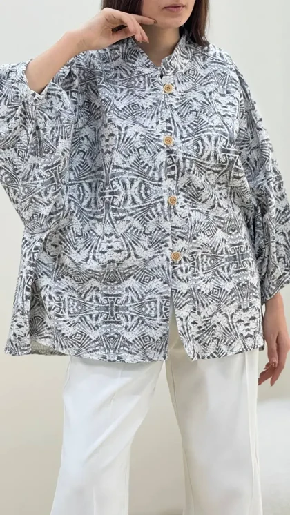 شومیز باکسی طرحدار