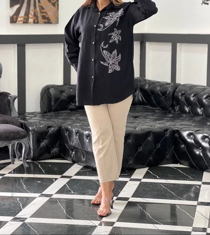 مانتو نگین‌دار طرح سه گل