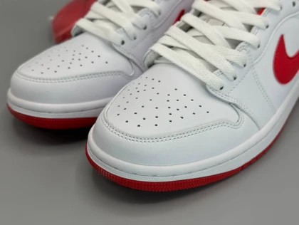 کتانی جردن1لو یونیورسیتی رد/Nike Air Jordan1 low