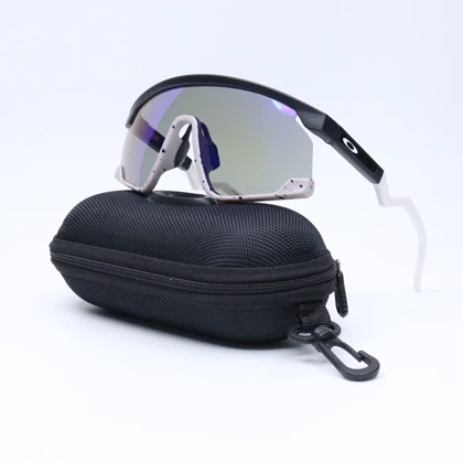 عینک برند OAKLEY کد 181262