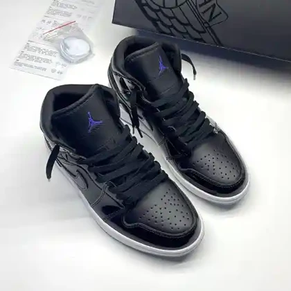 کفش نایک ایر جردن وان ساق‌دار ورنی اسپیس جم مشکی سفید Nike Air Jordan 1 High Space Jam Black White