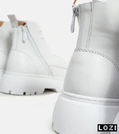 نیم بوت چرمی مردانه سفید Timberland