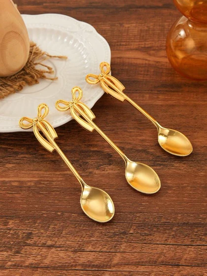 قاشق چای خوری طرح پاپیون در دو رنگ