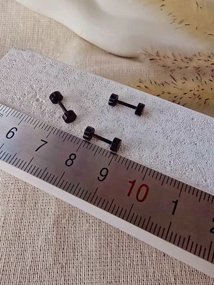 پیرسینگ گوش ساده