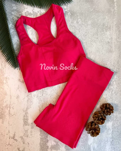 ست نیم‌تنه و شلوارک مهر آسا (محصول کمی زدگی دارد)