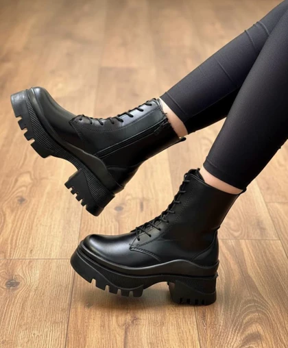 نیم بوت لژدار