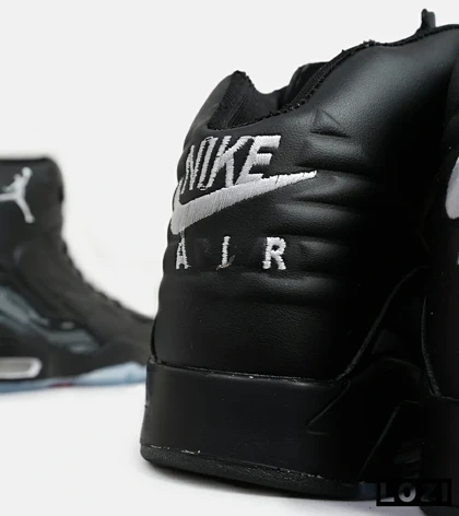 کفش کتانی ساق‌دار مردانه مشکی Nike air jordan 6