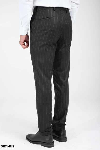 کت و شلوار مردانه شش دکمه دیپلمات