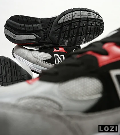 کفش کتانی طوسی مشکی قرمز Newbalance 992