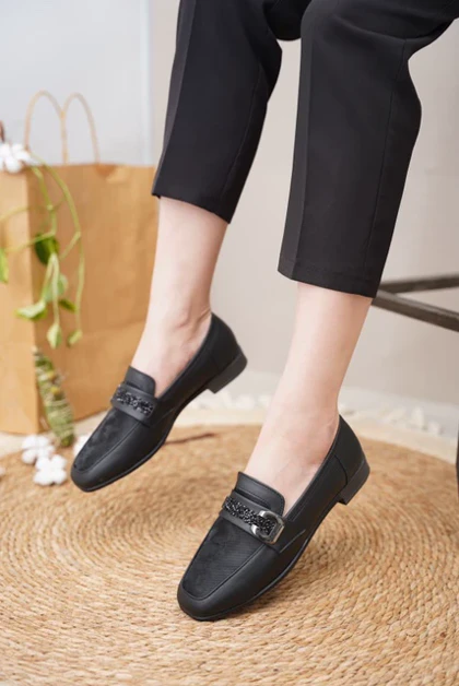 کفش کالج طبی زنانه مینو