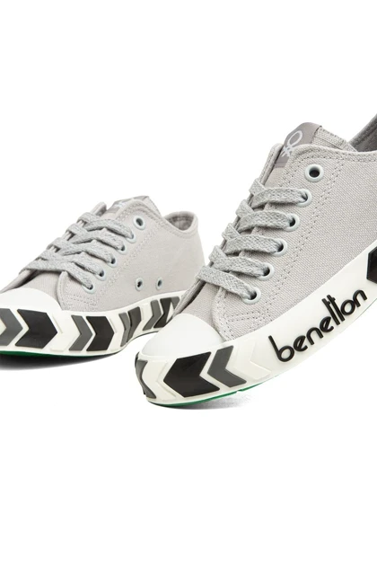 کتانی زنانه اورجینال benetton benetton