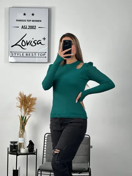 بلوز سرشونه چین اشکی