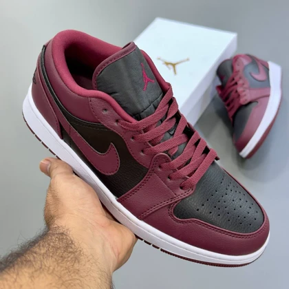 کتانی ویتنامی ایر جردن وان لو مشکی زرشکیNike Air Jordan 1 Low Dark Beetroot Black