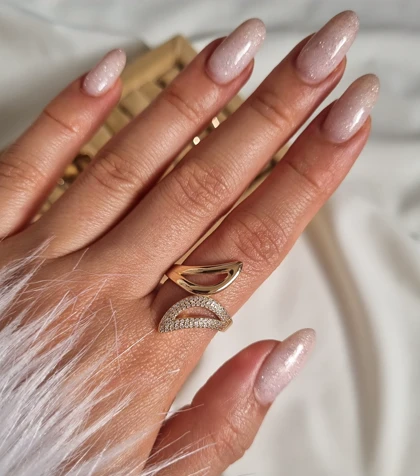 انگشتر طرح طلا