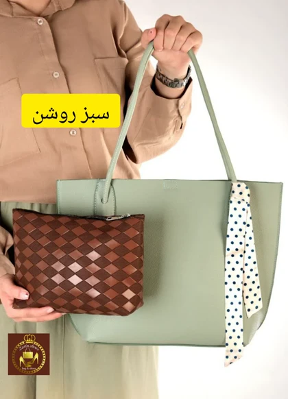 کیف بزرگ دوشی زنانه اسکارفی