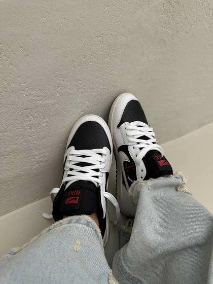 کتانی TRAVIS SCOTT