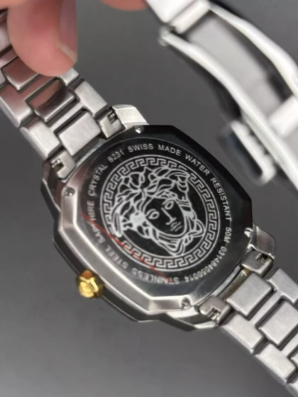 ساعت مچی ورساچه سیلور طلایی صفحه سفید Versace Dylos