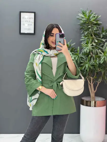 مانتو یقه پرچی سرشونه بنددار