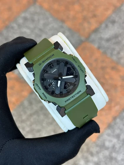 ساعت کاسیو جی شاک مدل GA-2300 سبز زیتونی