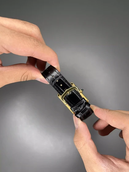 ساعت مچی کارتیه تانک صفحه مهندسی مردانه بند مشکی Cartier Tank