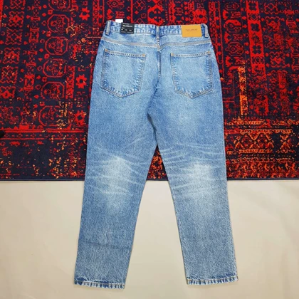 شلوار جین مردانه مام فیت زاپ‌دار از pull & bear کد 281
