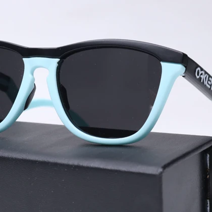 عینک برند OAKLEY کد 181471