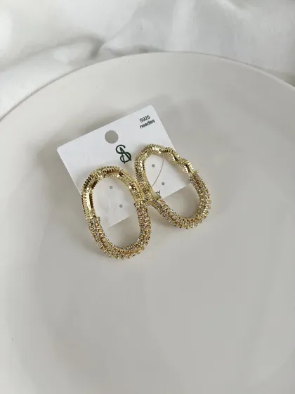 گوشواره اسپرت نگین‌دار