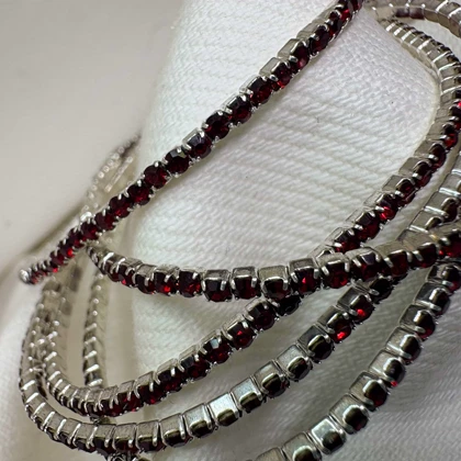 دستبند تنیسی تمام نگین مدل «شرابی درخشان» | تمام استیل (فروش دانه‌ای)