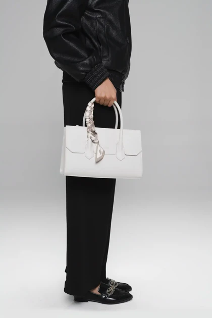 کیف دوشی زنانه دیوید جونز مدل David Jones CM7416